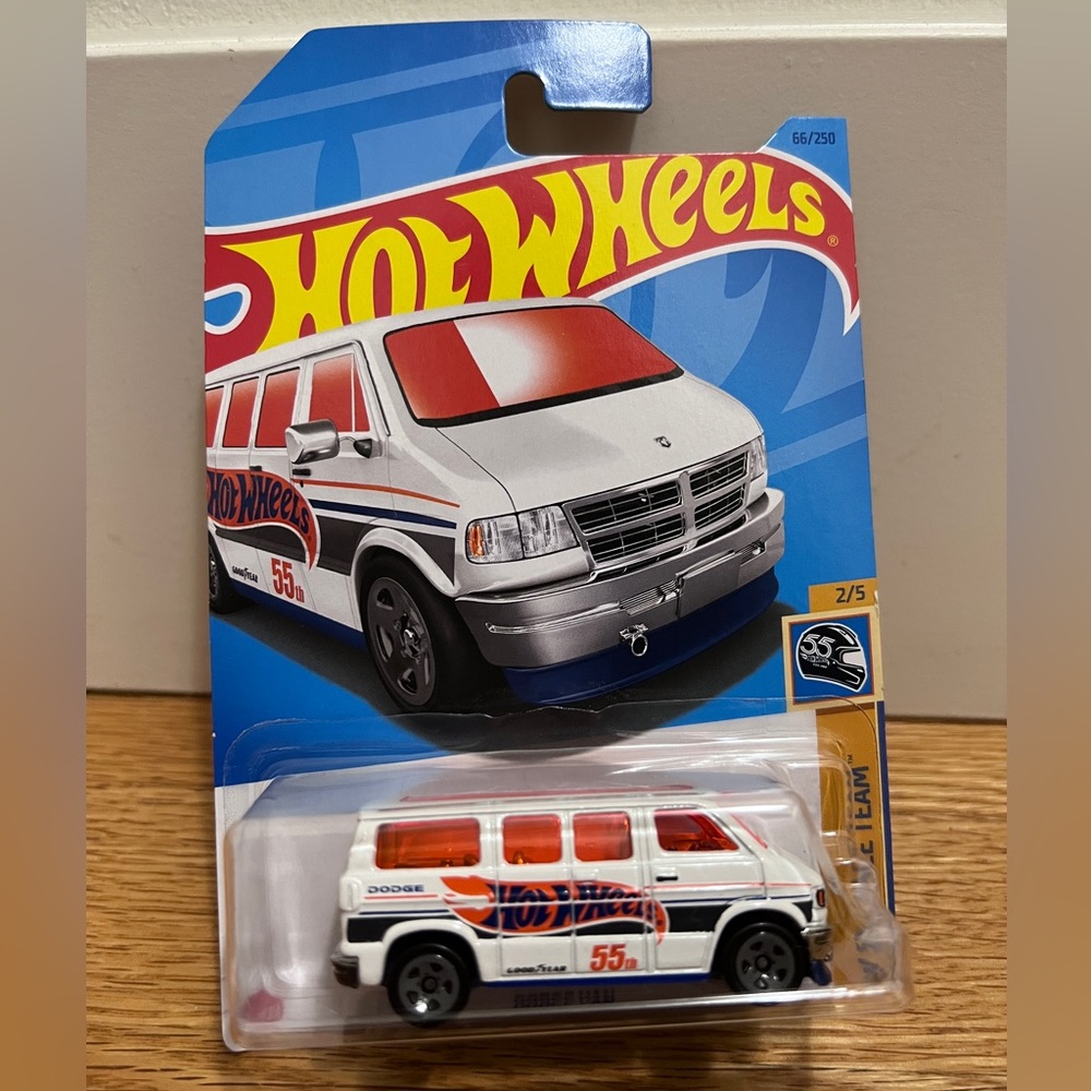Hot Wheels 55th Dodge Van 2023